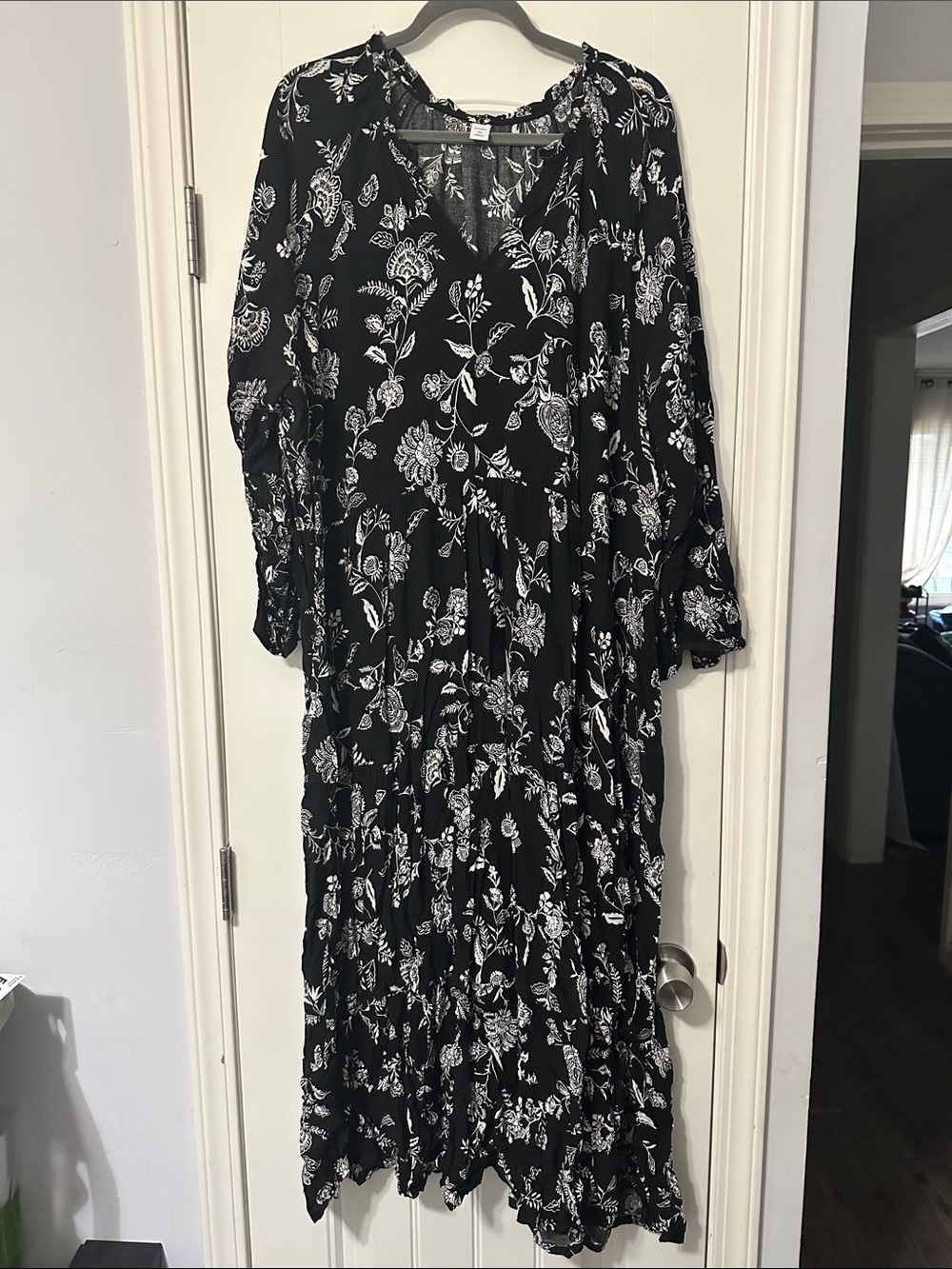 Old Navy Black and White Floral Maxi Dress